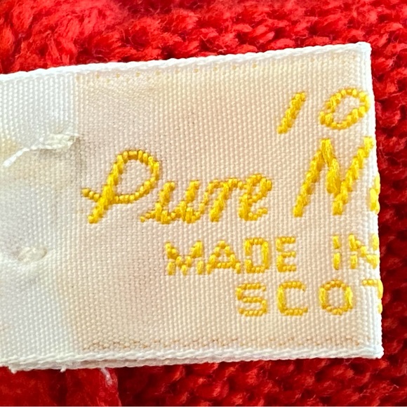 McCulley’s Highlands Aspen Pure Wool Cardigan Sweater - Picture 5 of 8